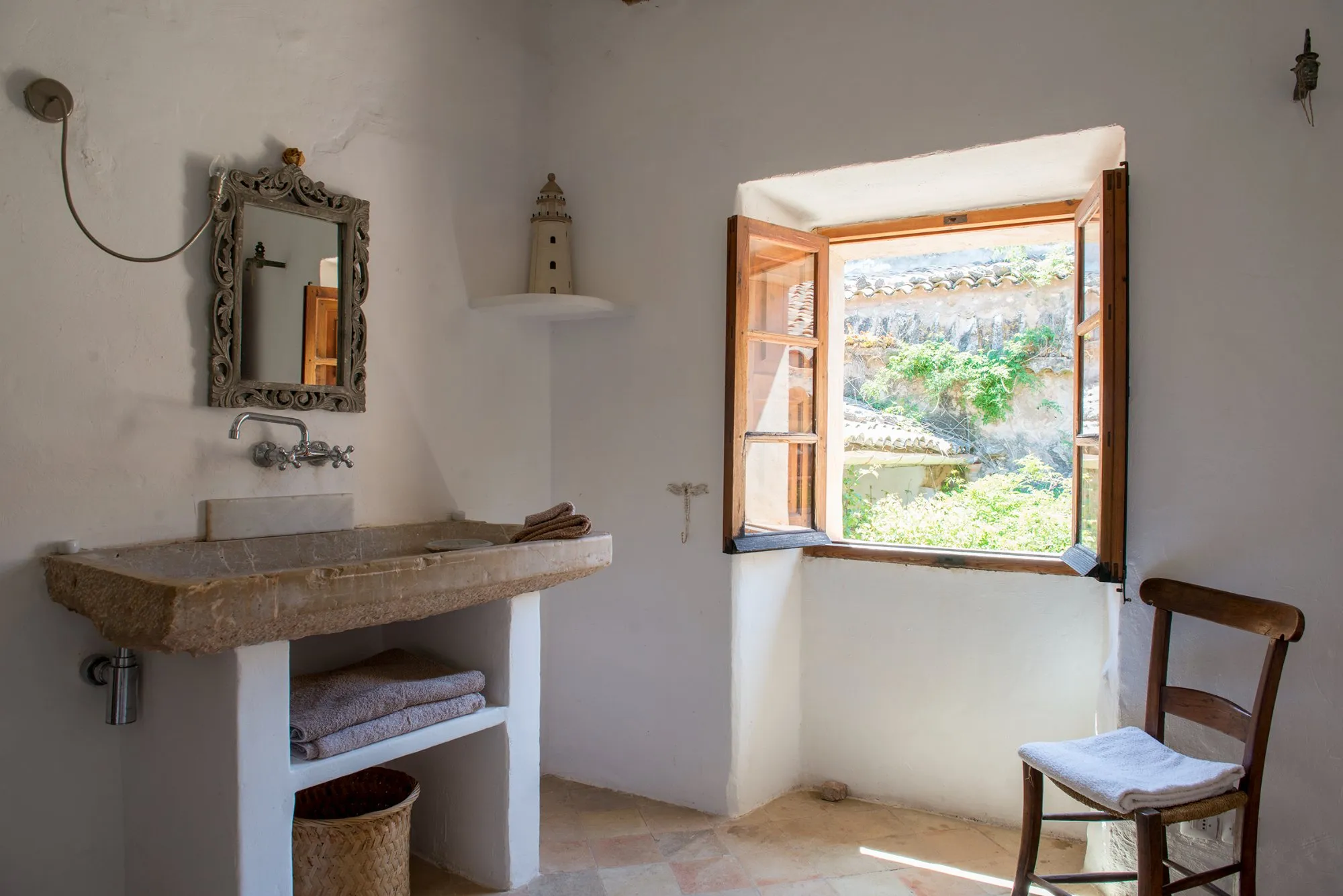Geteiltes Badezimmer